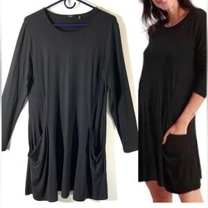 Betabrand Black Modal Silk Knit Long Sleeve Dress with Slouchy Pockets